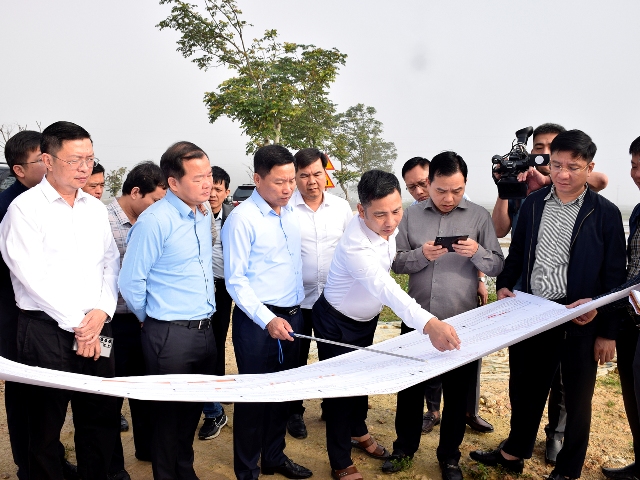 Nghệ An rà soát mặt bằng, mỏ vật liệu để kịp khởi công cao tốc Vinh – Thanh Thủy