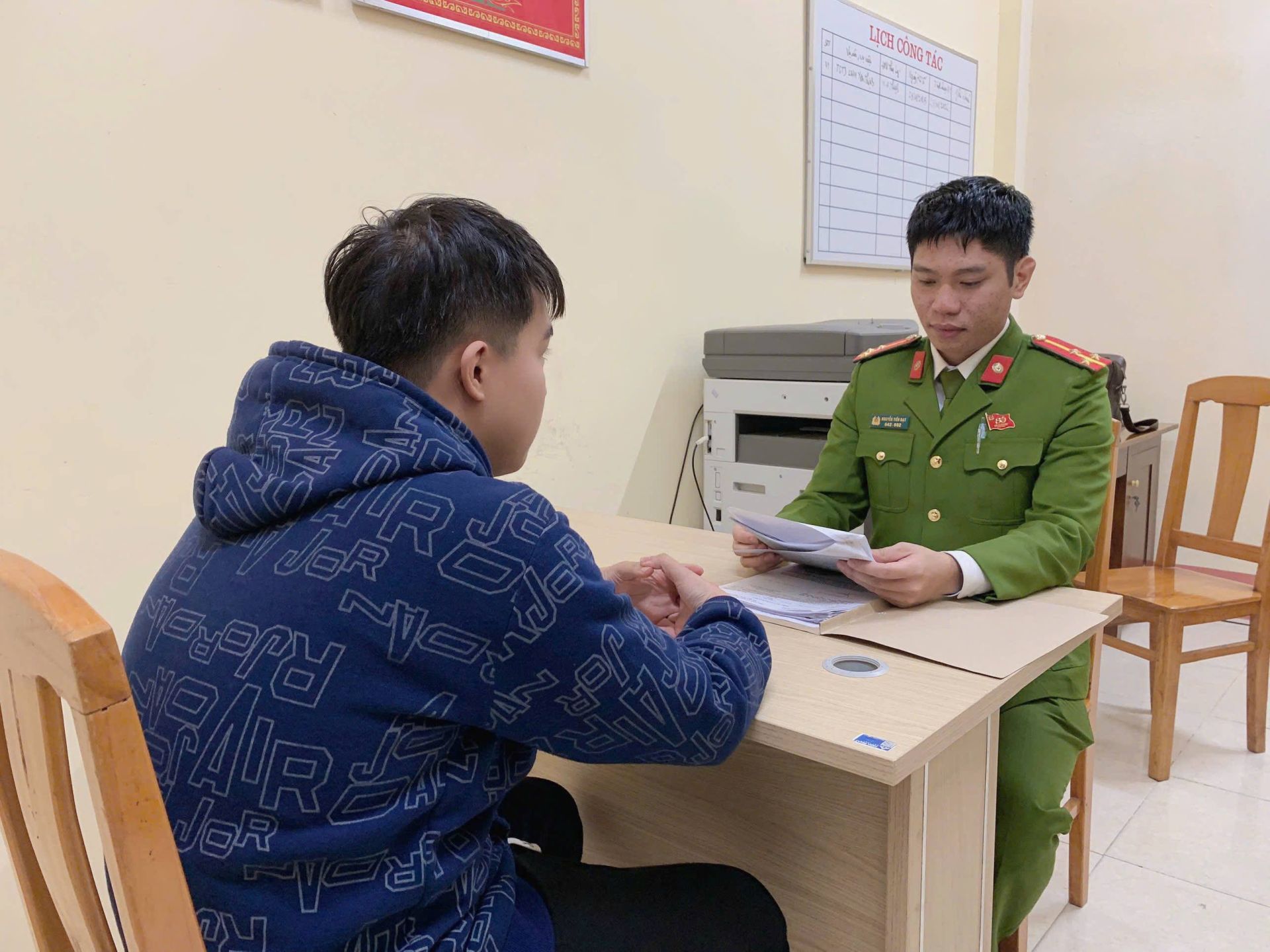 Lào Cai: Phát hiện, xử lý vụ mua bán trái phép tinh dầu POD chứa chất ma túy