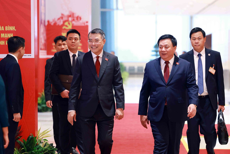 Các đại biểu đến dự Đại hội XIV của Đảng. Ảnh: TTXVN