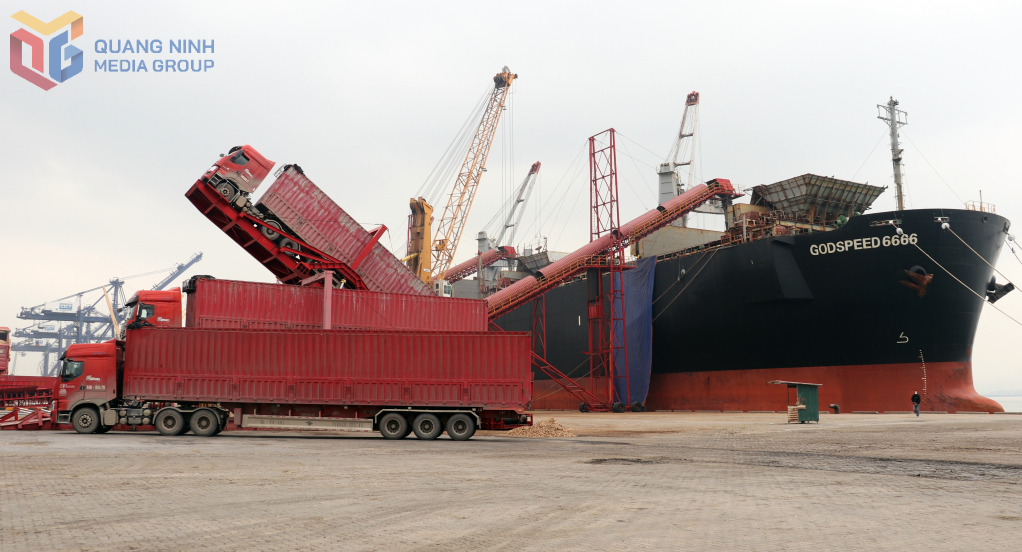 Cảng Quảng Ninh: Bước chuyển mình ngoạn mục, xác lập những kỷ lục mới