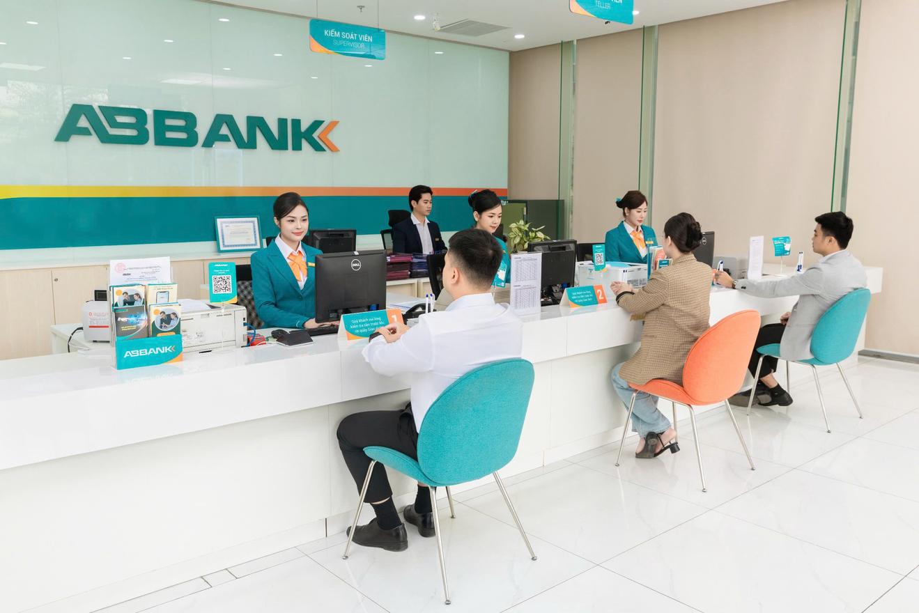 ABBank: Củng cố năng lực tài chính, nâng cao chuẩn mực minh bạch