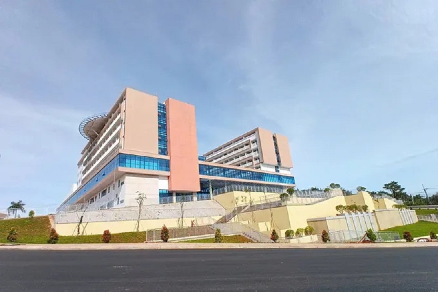 Bệnh viện Đa khoa Đắk N&ocirc;ng nằm ở ph&iacute;a T&acirc;y tỉnh L&acirc;m Đồng