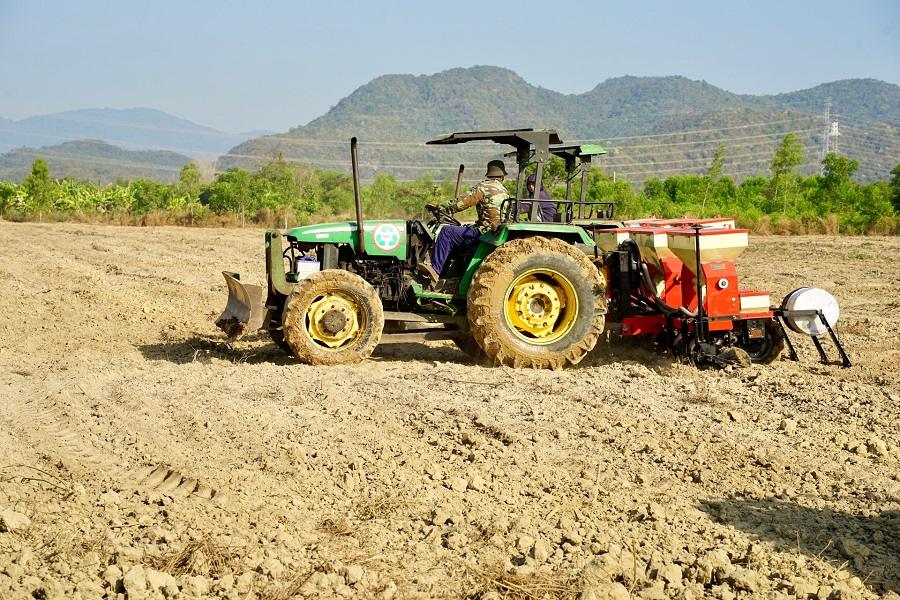 Lễ xuống giống c&acirc;y cao lương tại x&atilde; H&agrave;m Li&ecirc;m (tỉnh L&acirc;m Đồng) mở ra giai đoạn mới cho ph&aacute;t triển kinh tế n&ocirc;ng th&ocirc;n tại địa phương