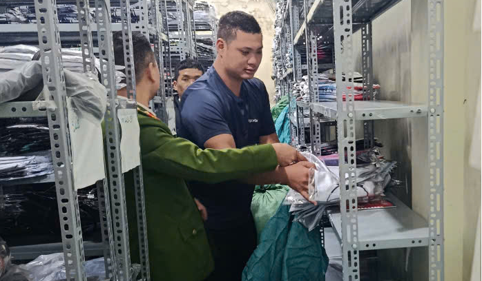 Bắc Ninh: Chuyển hồ sơ sang cơ quan Công an vụ kinh doanh hơn 22.000 sản phẩm giả mạo nhãn hiệu