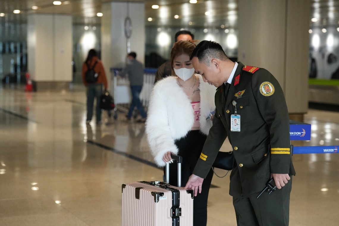 Công an tỉnh Quảng Ninh chính thức tiếp quản an ninh sân bay Vân Đồn theo mô hình mới