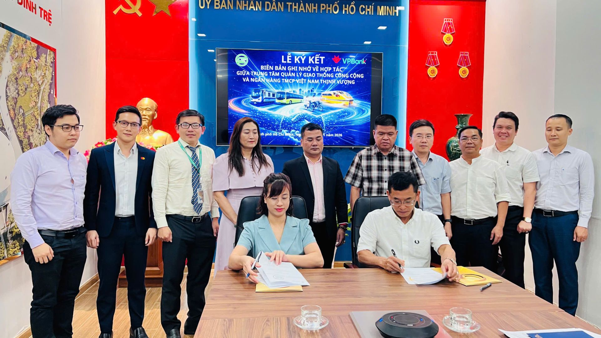 VPBank ti&ecirc;n phong đưa giải ph&aacute;p thanh to&aacute;n tiện lợi v&agrave;o phục vụ hệ thống giao th&ocirc;ng c&ocirc;ng cộng tại TP.HCM.