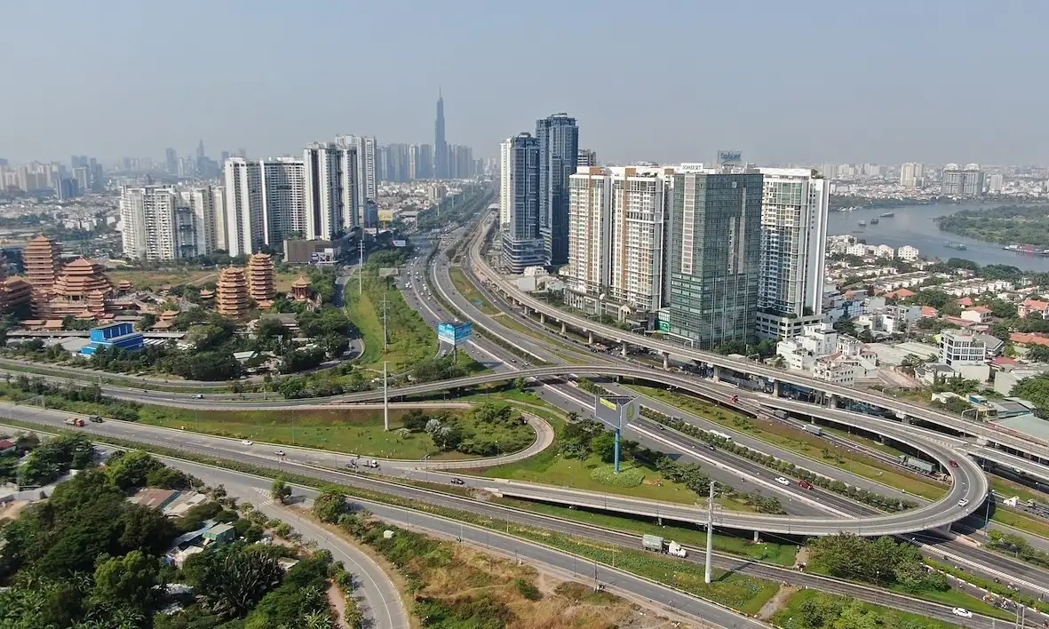 Năm 2025, hạ tầng giao thông ghi nhận sự bứt phá mạnh mẽ khi cả nước khởi công và khánh thành 564 công trình, dự án với tổng vốn đầu tư hơn 5,14 triệu tỷ đồng (Ảnh minh hoạ) Năm 2025, hạ tầng giao thông ghi nhận sự bứt phá mạnh mẽ khi cả nước khởi công và khánh thành 564 công trình, dự án với tổng vốn đầu tư hơn 5,14 triệu tỷ đồng (Ảnh minh hoạ)