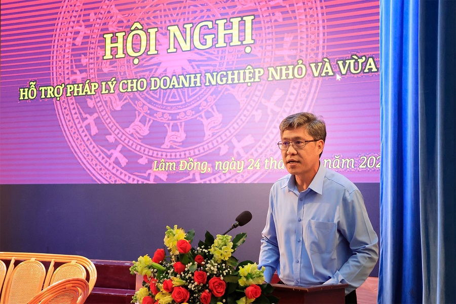 Ph&oacute; Chủ tịch UBND tỉnh Nguyễn Minh rất quan t&acirc;m tới việc hỗ trợ ph&aacute;p l&yacute; cho người d&acirc;n, doanh nghiệp