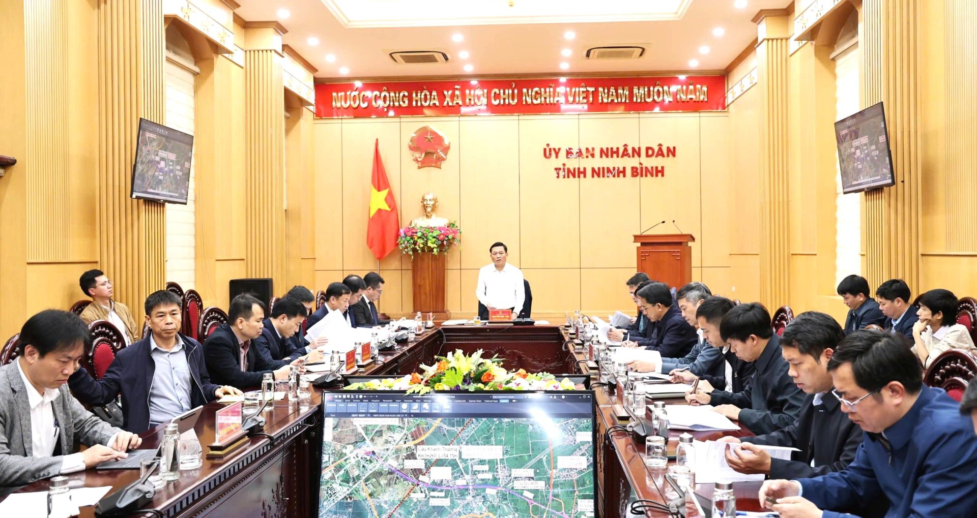 Ninh Bình: Quyết liệt tháo gỡ vướng mắc, bảo đảm tiến độ công trình trọng điểm