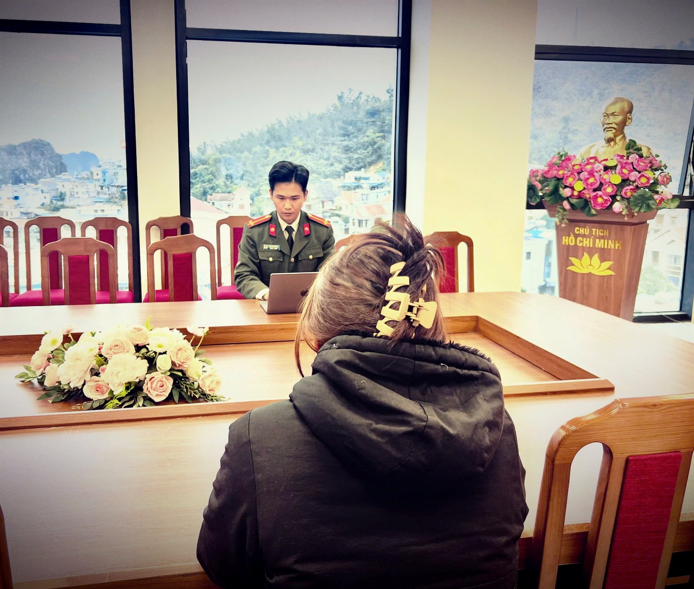 Quảng Ninh: Xử lý 2 trường hợp rao bán vé mời Concert “Tự hào theo Đảng quang vinh”