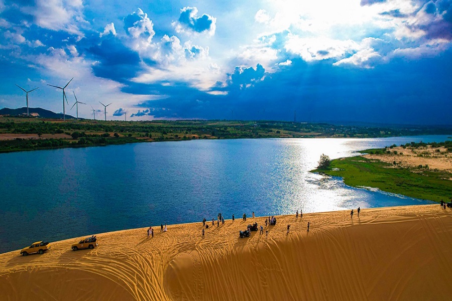 Lâm Đồng, các khu du lịch nhộn nhịp chuẩn bị đón Tết Bính Ngọ