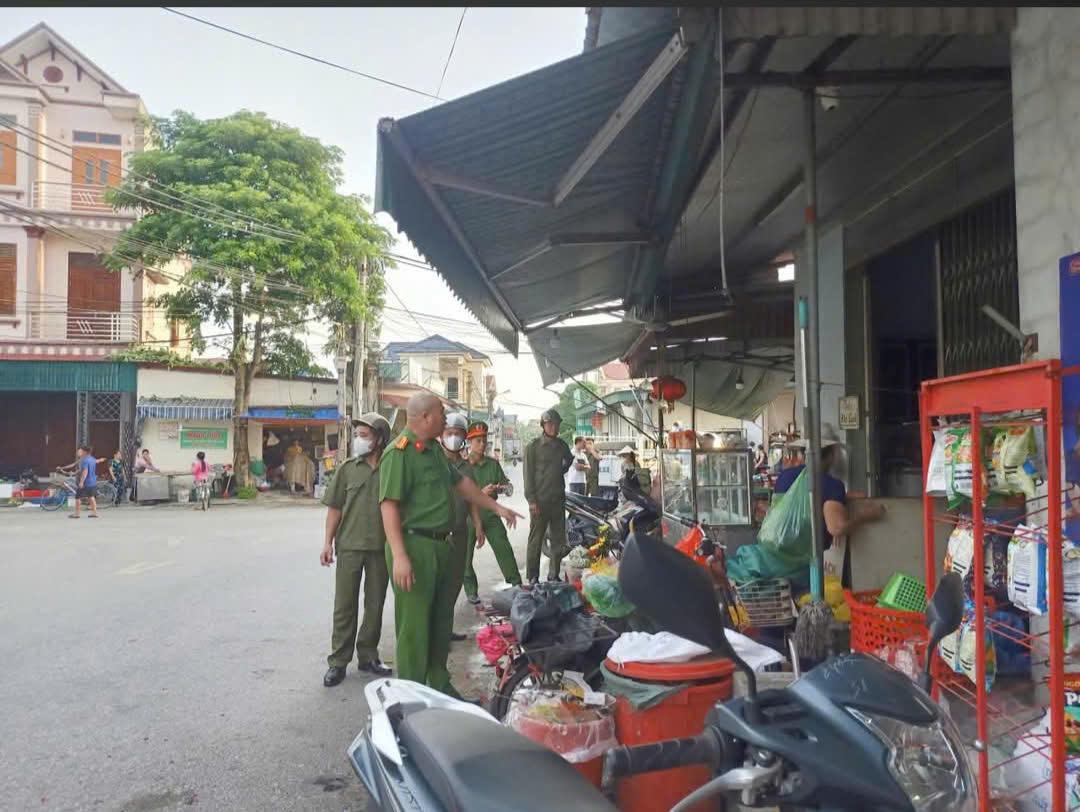 Tăng cường bảo đảm TTATGT và tổ chức các đợt giải tỏa vi phạm hành lang an toàn giao thông