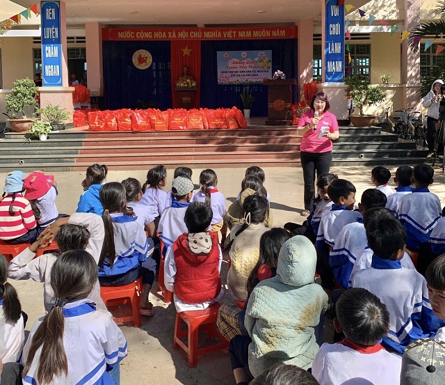 Quang cảnh Chương tr&igrave;nh Xu&acirc;n Y&ecirc;u Thương năm 2026 ở Trường Tiểu học Đăk Tơ Ver. Ảnh: L&acirc;m Vy