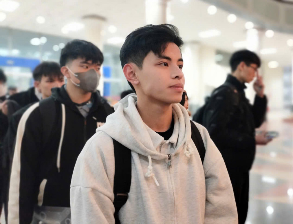 Bùi Đinh Thành Đạt “đội rét” từ Sơn La xuống Hà Nội dự thi Đánh giá tư duy năm 2026 (Ảnh: VOV.VN) Bùi Đinh Thành Đạt “đội rét” từ Sơn La xuống Hà Nội dự thi Đánh giá tư duy năm 2026 (Ảnh: VOV.VN)