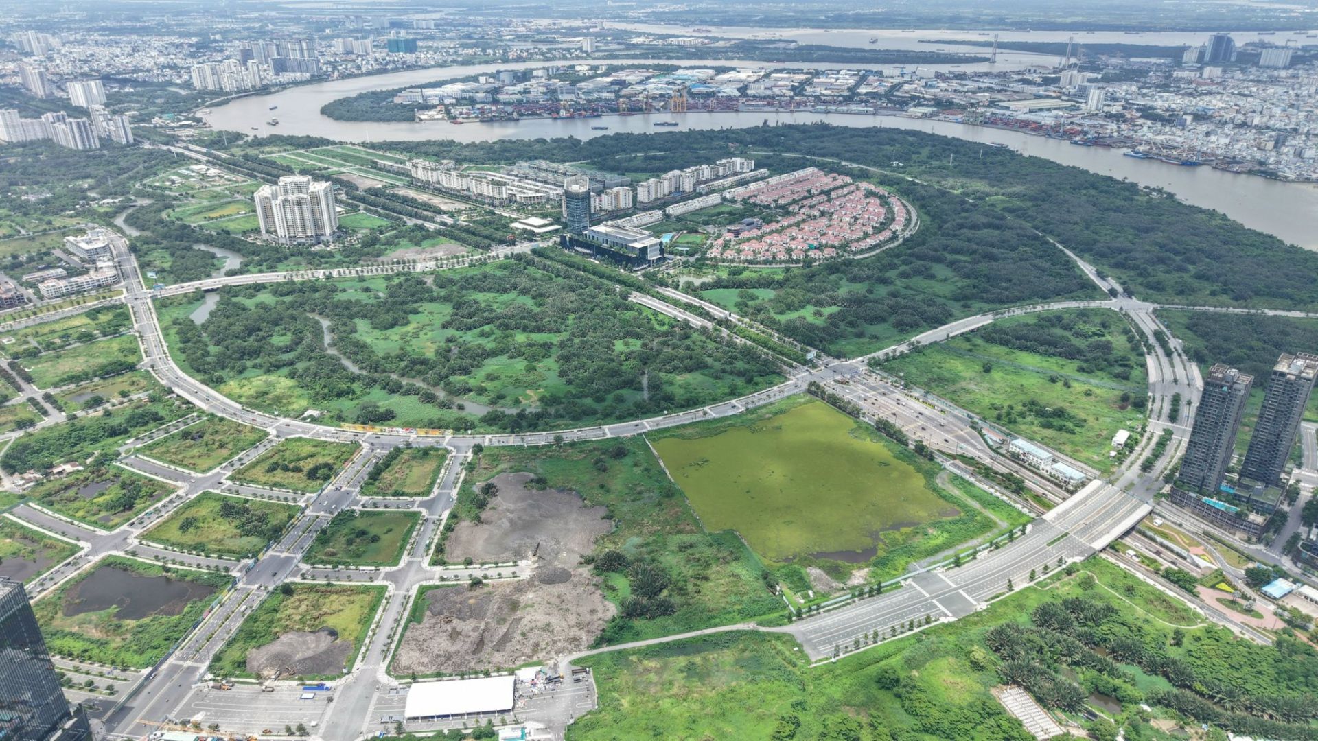 TP. HCM triển khai bảng giá đất lần đầu sau sáp nhập