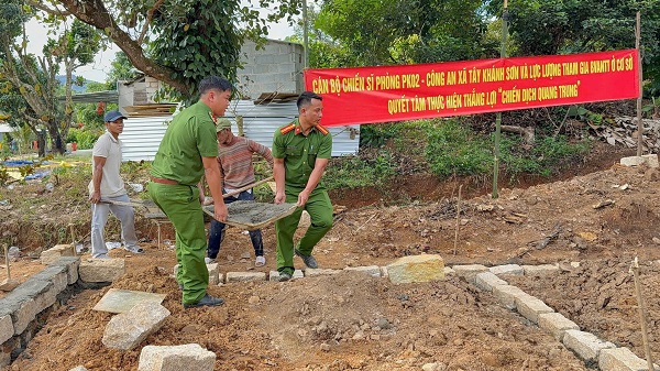 Ngay khi vừa c&oacute; chỉ đạo của Thủ Tướng Ch&iacute;nh Phủ về chiến dịch Quang Trung, Lực lượng c&ocirc;ng an đ&atilde; triển khai ngay với tinh thần quyết t&acirc;m, thần tốc