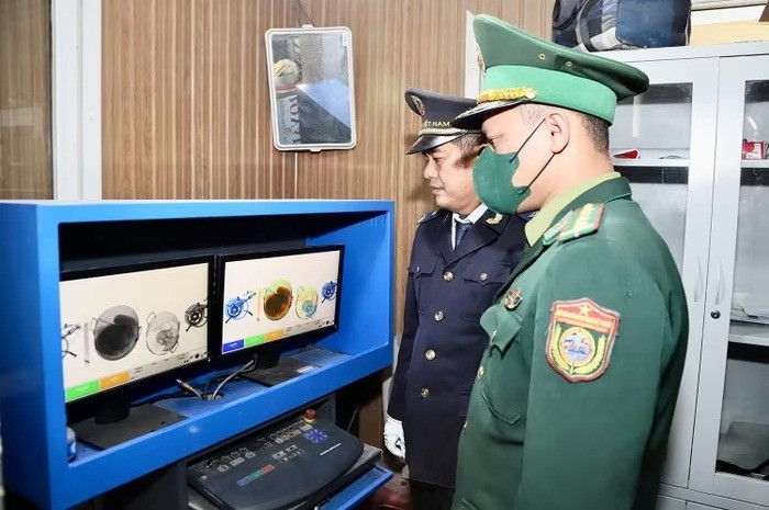 Hải quan cửa khẩu quốc tế Cầu Treo: Bảo đảm thông quan hàng hóa, an ninh biên giới