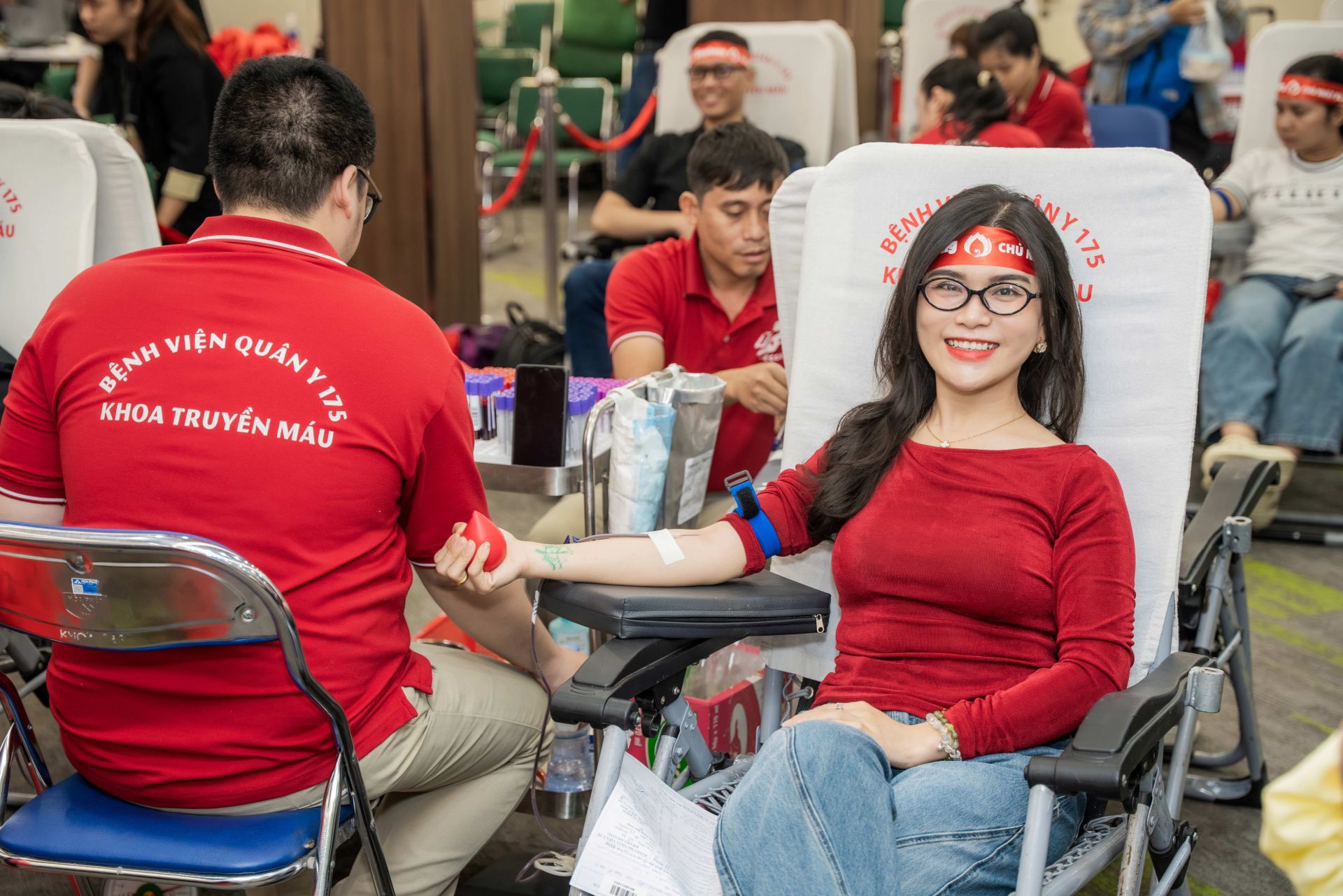 Chương tr&igrave;nh hiến m&aacute;u Chủ nhật Đỏ tại Amway Việt Nam tiếp nhận gần 400 đơn vị m&aacute;u, g&oacute;p phần bổ sung nguồn m&aacute;u phục vụ c&ocirc;ng t&aacute;c cấp cứu v&agrave; điều trị