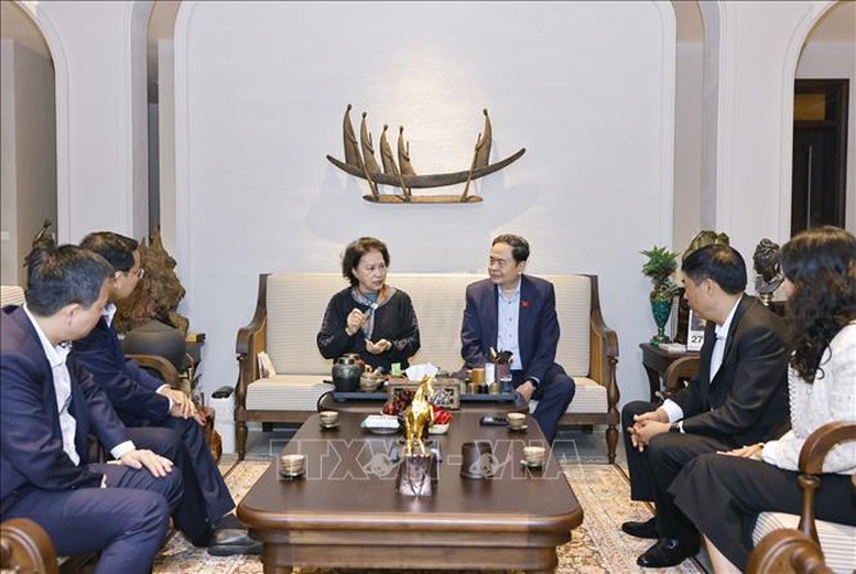 Chủ tịch Quốc hội Trần Thanh Mẫn thăm và chúc tết nguyên Chủ tịch Quốc hội Nguyễn Thị Kim Ngân - Ảnh: TTXVN Chủ tịch Quốc hội Trần Thanh Mẫn thăm và chúc tết nguyên Chủ tịch Quốc hội Nguyễn Thị Kim Ngân - Ảnh: TTXVN