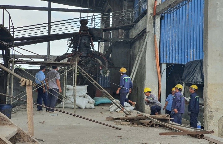 An Giang: Tiêu hủy 4,5 tấn phân bón không rõ nguồn gốc, phạt doanh nghiệp 34 triệu đồng