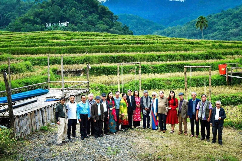 Thanh Hóa: Tặng Bằng khen cho các tác giả đạt giải thưởng văn học nghệ thuật năm 2025