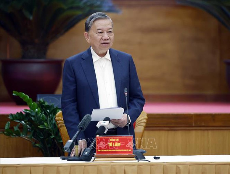 Tổng Bí thư Tô Lâm: Quảng Ninh từng bước trở thành hình mẫu phát triển xanh, hiện đại, sáng tạo và hội nhập quốc tế