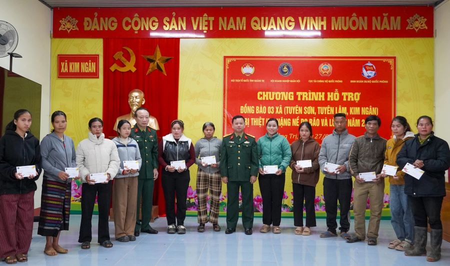 Quảng Trị: Trao 1.000 suất quà Tết cho đồng bào bị ảnh hưởng bởi thiên tai