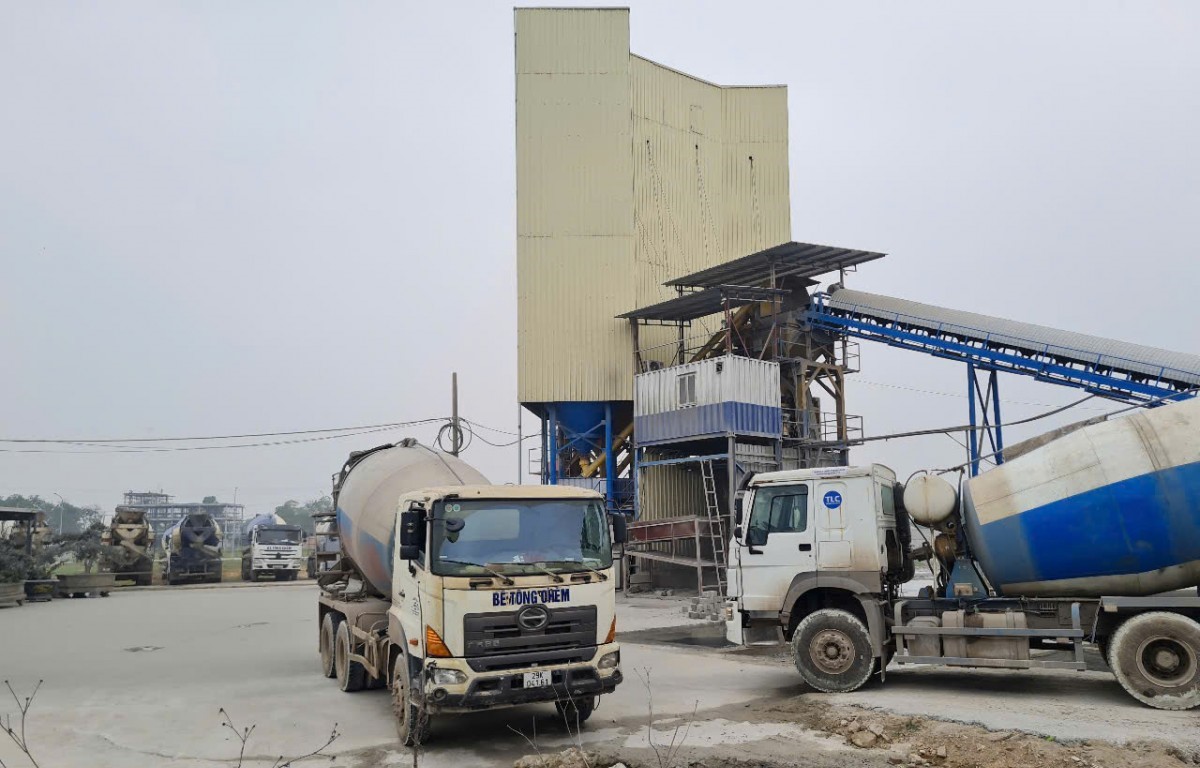 Hà Nội: Yêu cầu rà soát, xử lý nghiêm các vi phạm pháp luật về đê điều