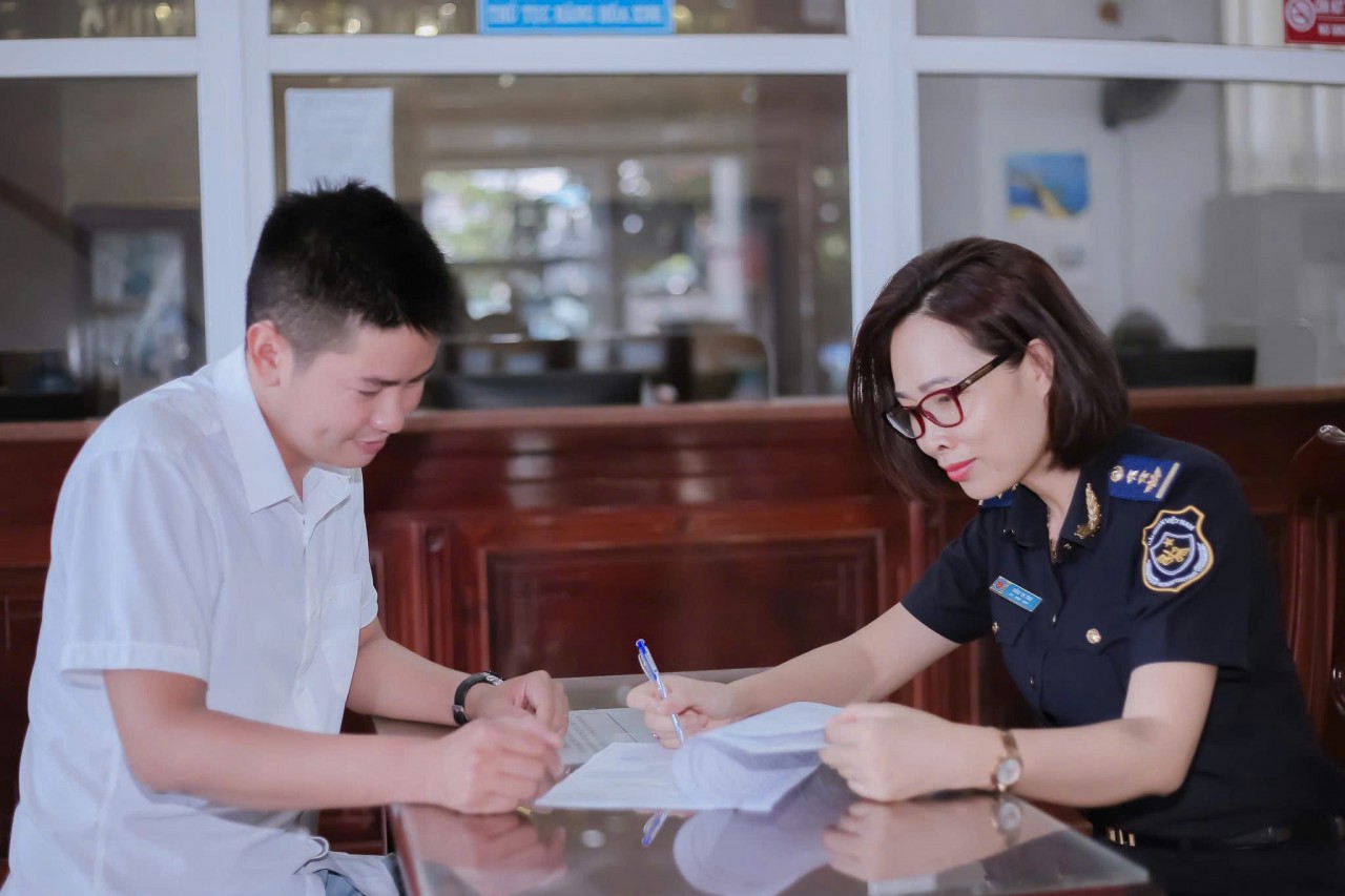 thủ tục h&agrave;nh ch&iacute;nh trong năm 2026, tạo thuận lợi cho hoạt động xuất nhập khẩu v&agrave; n&acirc;ng cao chất lượng phục vụ doanh nghiệp. Ảnh: LN