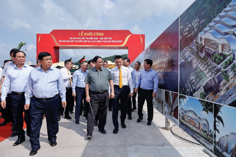 Thủ tướng Phạm Minh Ch&iacute;nh đ&atilde; dự lễ khởi c&ocirc;ng khu đ&ocirc; thị hỗn hợp B&atilde;i Đất Đỏ v&agrave; Khu đ&ocirc; thị hỗn hợp du lịch sinh th&aacute;i N&uacute;i &Ocirc;ng Qu&aacute;n - hai trong số 21 dự &aacute;n APEC được ph&ecirc; duyệt - Ảnh: VGP/Nhật Bắc