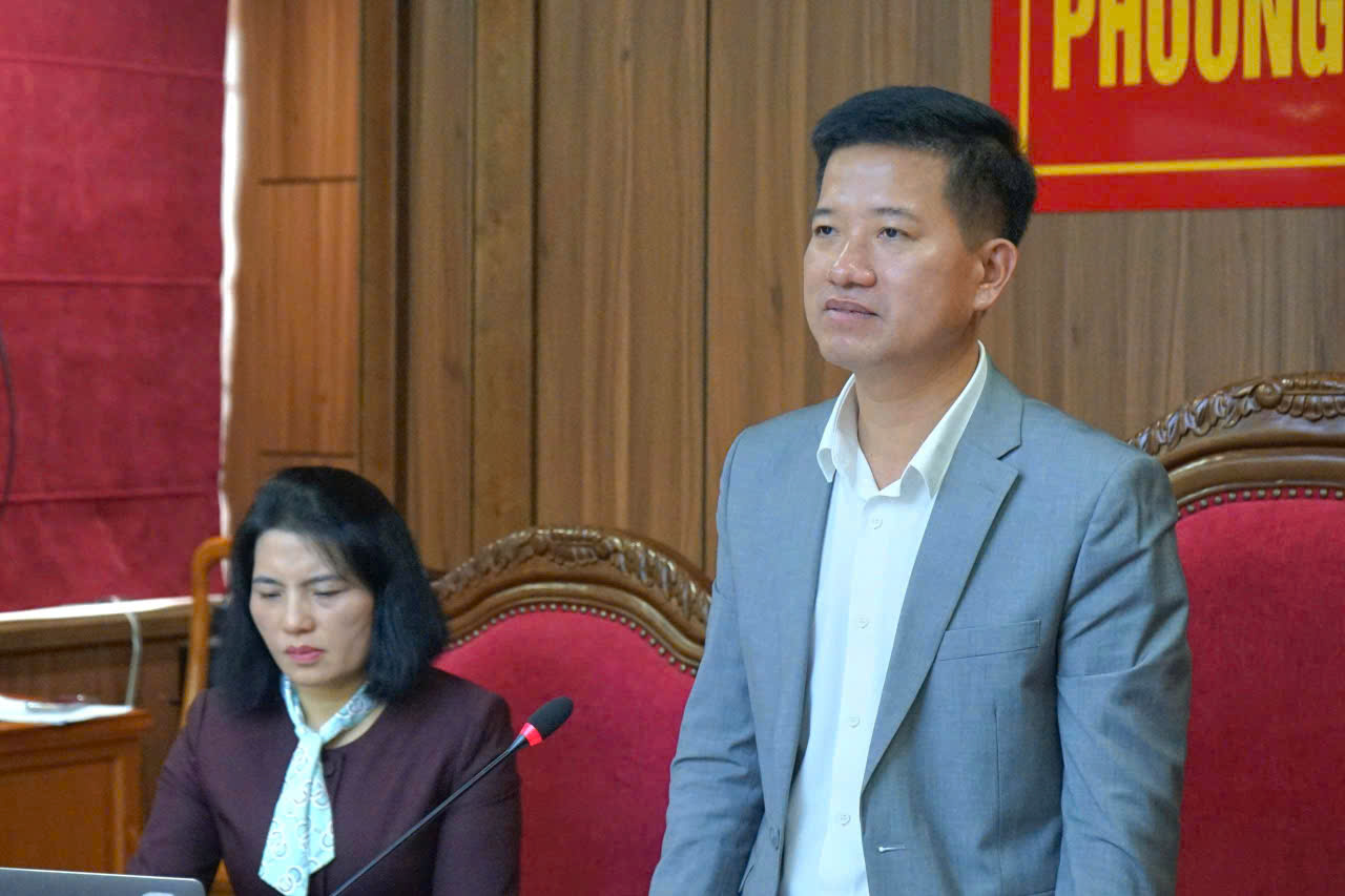 &Ocirc;ng Nguyễn Văn Nhất &ndash;Ph&oacute; B&iacute; thư Đảng ủy, Chủ tịch UBND phường L&agrave;o Cai chia sẻ tại buổi gặp mặt, đồng thời nhấn mạnh vai tr&ograve; quan trọng ủa b&aacute;o ch&iacute; trong việc đồng h&agrave;nh c&ugrave;ng sự ph&aacute;t triển của địa phương.