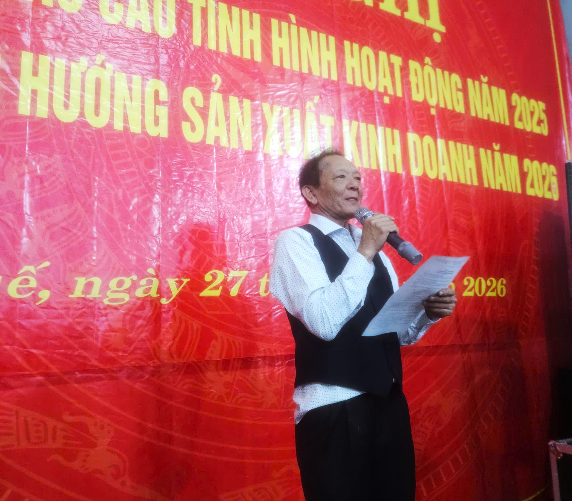 &Ocirc;ng L&ecirc; Nam: 