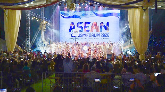 Quang cảnh Diễn đ&agrave;n. Ảnh: Th&agrave;nh Hung