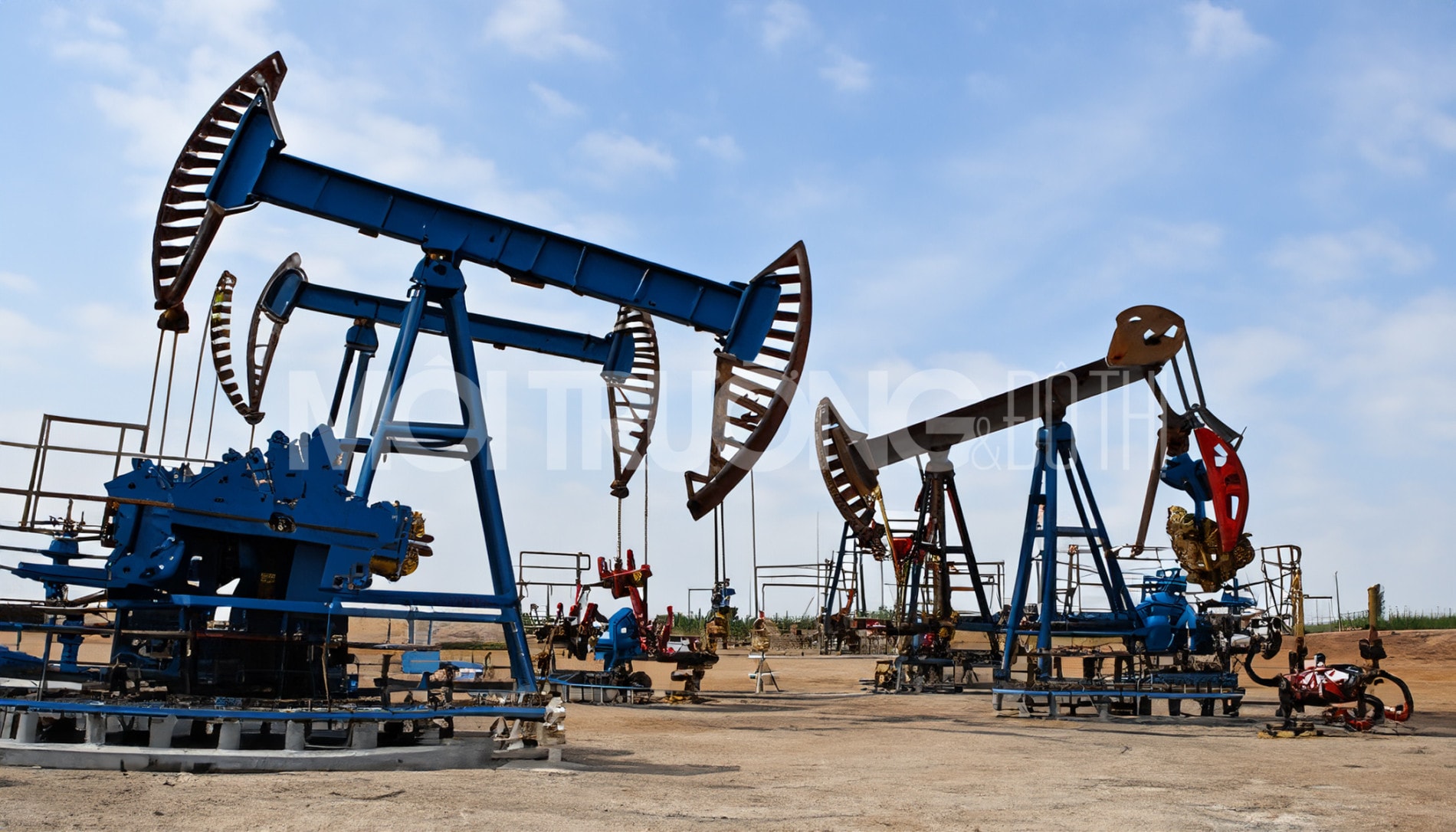 Gi&aacute; xăng dầu h&ocirc;m nay 29/1: Gi&aacute; dầu thế giới tăng mạnh (Ảnh minh họa)