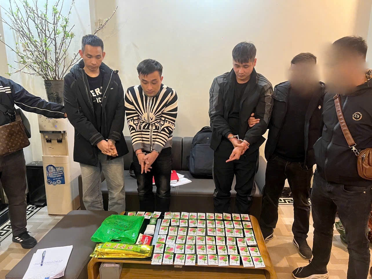 Triệt phá đường dây đưa ma túy từ Thái Nguyên về Quảng Ninh tiêu thụ