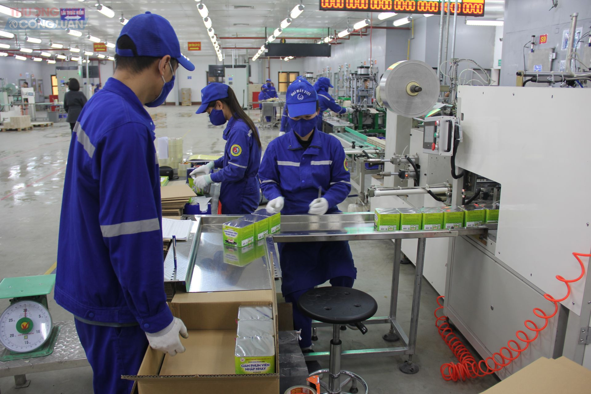 C&aacute;c sản phẩm ph&aacute;o hoa phục vụ nh&acirc;n d&acirc;n năm nay