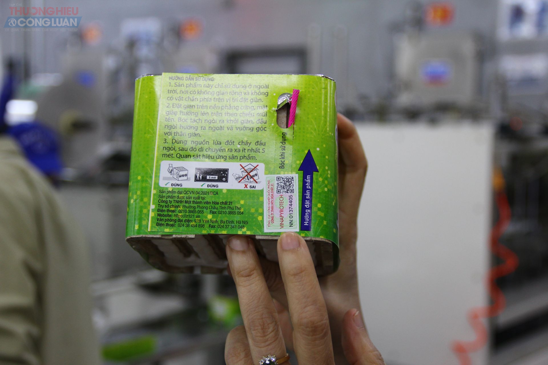 Dấu hiệu để nhận biết sản phẩm ph&aacute;o hoa của Nh&agrave; m&aacute;y Z121