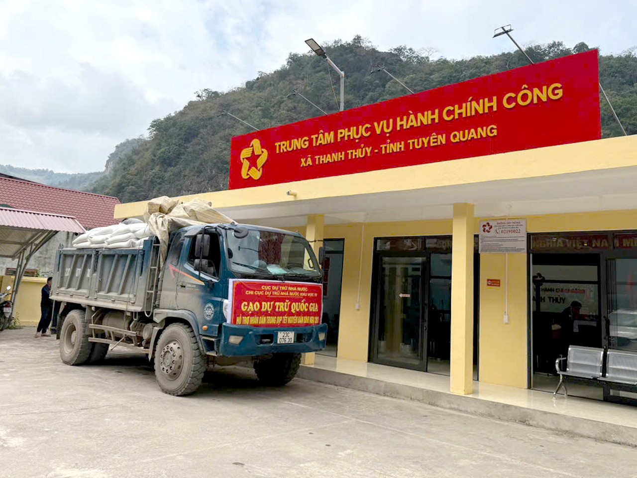 Đã xuất cấp hơn 729 tấn gạo hỗ trợ tỉnh Tuyên Quang dịp Tết Nguyên đán 2026