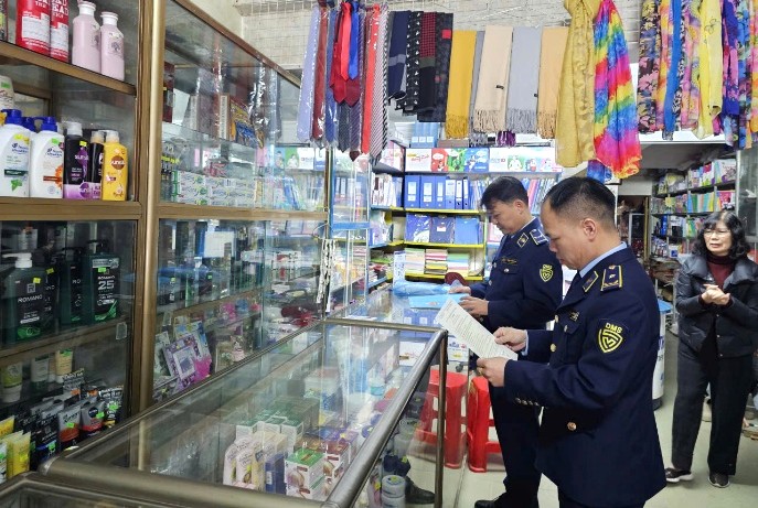 Quản lý thị trường Cao Bằng quyết liệt ổn định thị trường đầu năm 2026