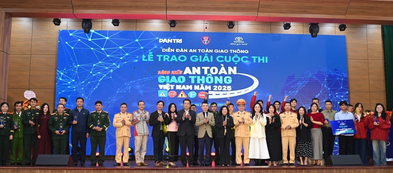 Trao giải Chương trình Sáng kiến an toàn giao thông Việt Nam 2025