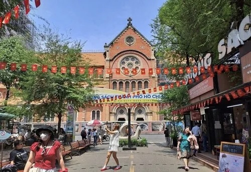 TP. HCM tổ chức Lễ hội Đường sách Tết Bính Ngọ 2026 mang chủ đề ‘Xuân hội tụ - Vững bước vươn mình’