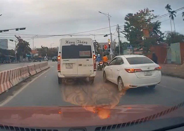 Hải Phòng: Xử lý một trường hợp vi phạm trật tự an toàn giao thông qua đường dây nóng