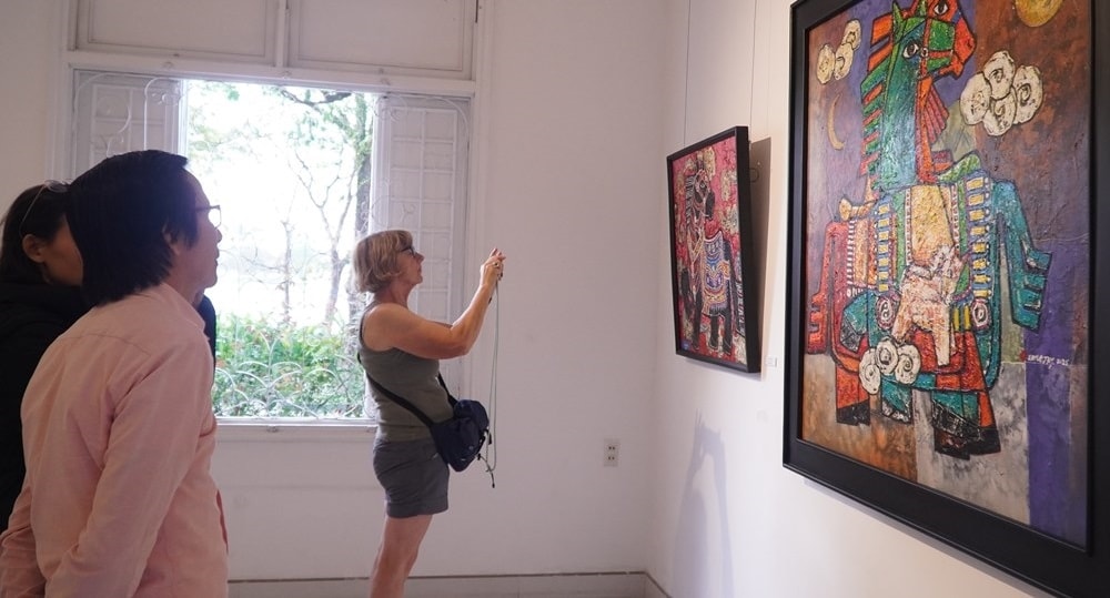 Huế: Khai mạc triển lãm "Ngựa với Sắc Xuân Bính Ngọ 2026"