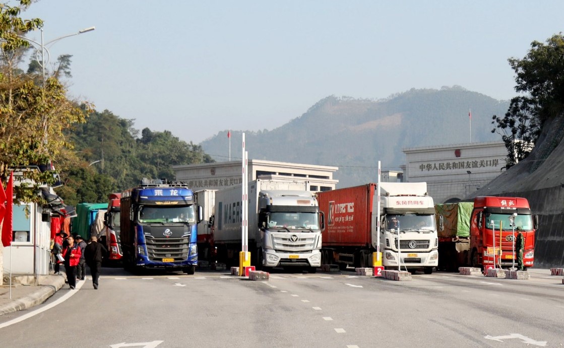 Cục Hải quan đề nghị ‘gỡ vướng’ tình trạng ách tắc hàng hóa tại cửa khẩu dịp cận Tết