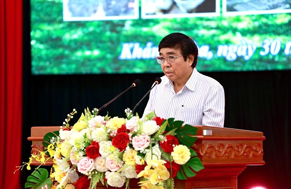 Đại biểu ph&aacute;t biểu