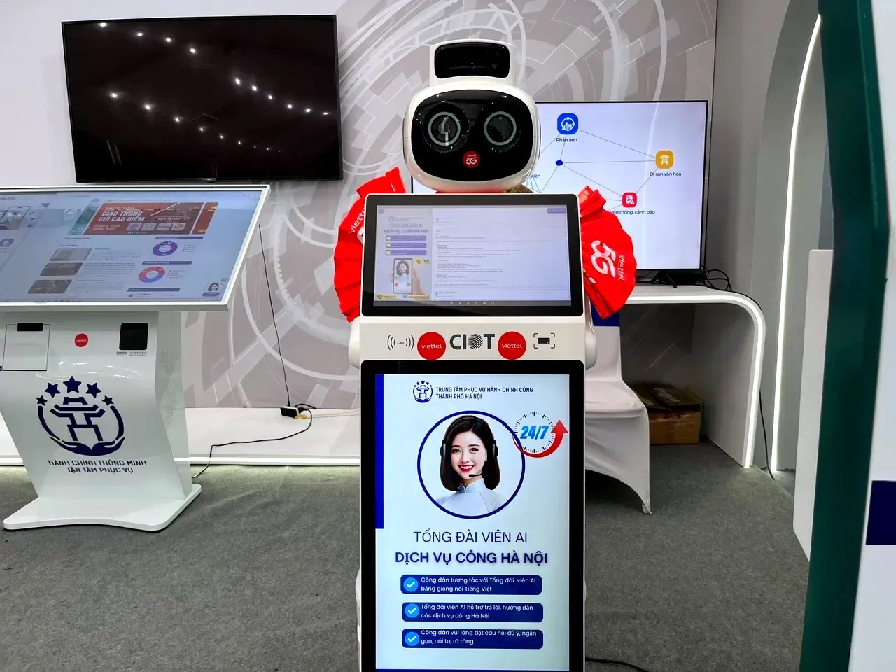 Hà Nội ra mắt Chợ Chuyển đổi số, hình thành hạ tầng giao dịch công nghệ của Thủ đô