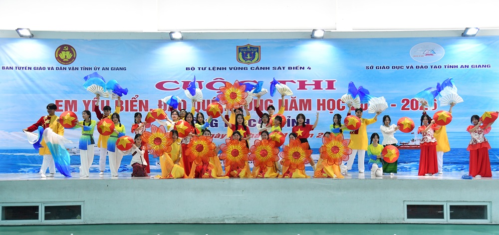 C&aacute;c tiết mục văn nghệ tại Cuộc thi