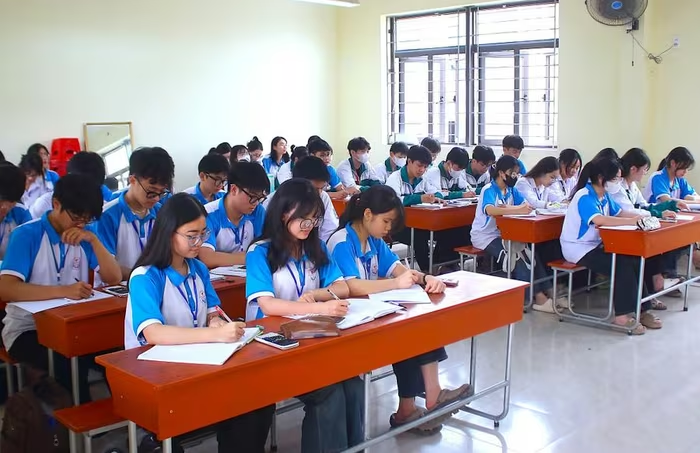 Hưng Yên công bố môn thi thứ ba vào lớp 10 công lập là Tiếng Anh