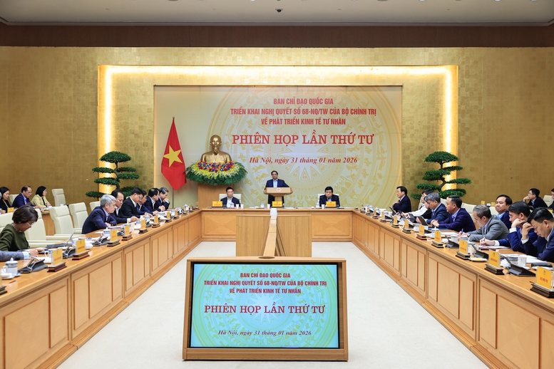 Thủ tướng Phạm Minh Ch&iacute;nh, Trưởng Ban Chỉ đạo quốc gia triển khai Nghị quyết số 68-NQ/TW của Bộ Ch&iacute;nh trị về ph&aacute;t triển kinh tế tư nh&acirc;n, chủ tr&igrave; Phi&ecirc;n họp lần thứ tư của Ban Chỉ đạo - Ảnh: VGP/Nhật Bắc