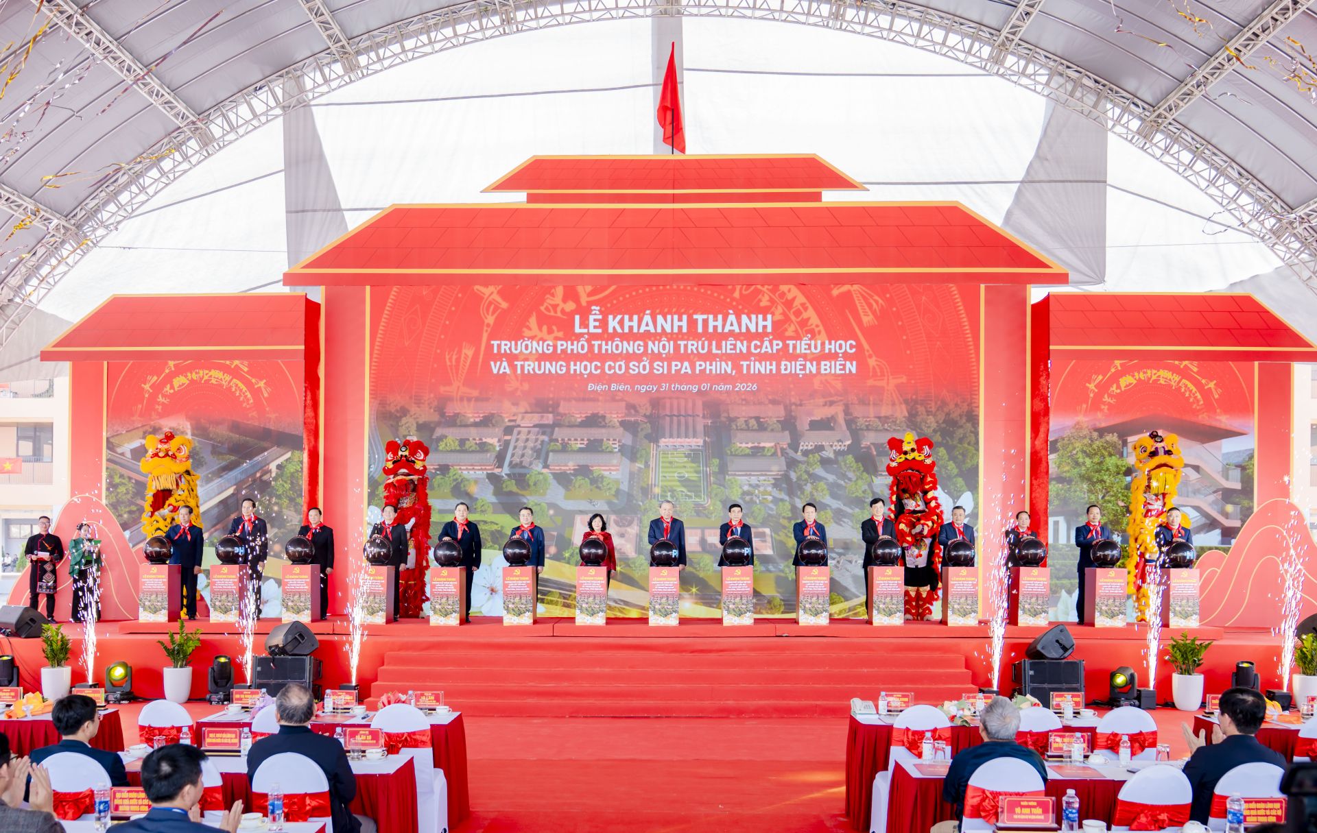 Tổng Bí thư Tô Lâm biểu dương chất lượng và tiến độ công trình trường nội trú liên cấp Si Pa Phìn